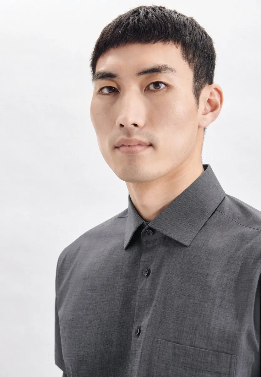 Деловая рубашка seidensticker "Regular", стандартные удлиненные рукава, простой воротник "Кент", серый
Деловая рубашка seidensticker "Regular", стандартные удлиненные рукава, простой воротник "Кент", серый