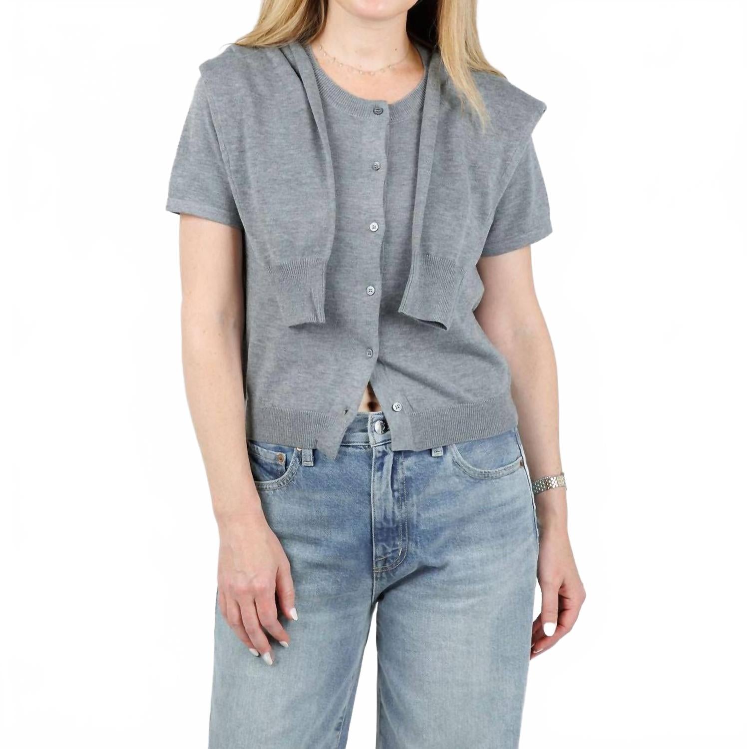 Женский свитер Genna в цвете Gris Chine Suncoo, Gris Chine
Женский свитер Genna в цвете Gris Chine Suncoo, Gris Chine