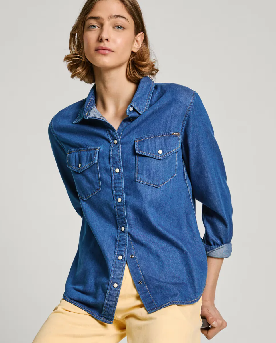 Джинсовая женская рубашка с застежкой на кнопки Pepe Jeans, синий
Джинсовая женская рубашка с застежкой на кнопки Pepe Jeans, синий