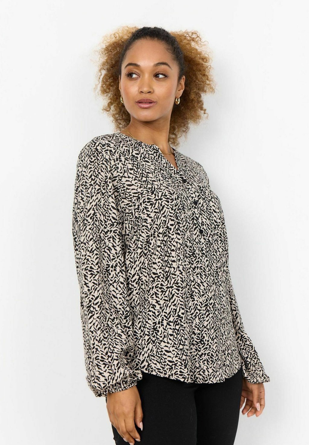 Блуза SC-NAYA 1 Soyaconcept, черный
Блуза SC-NAYA 1 Soyaconcept, черный