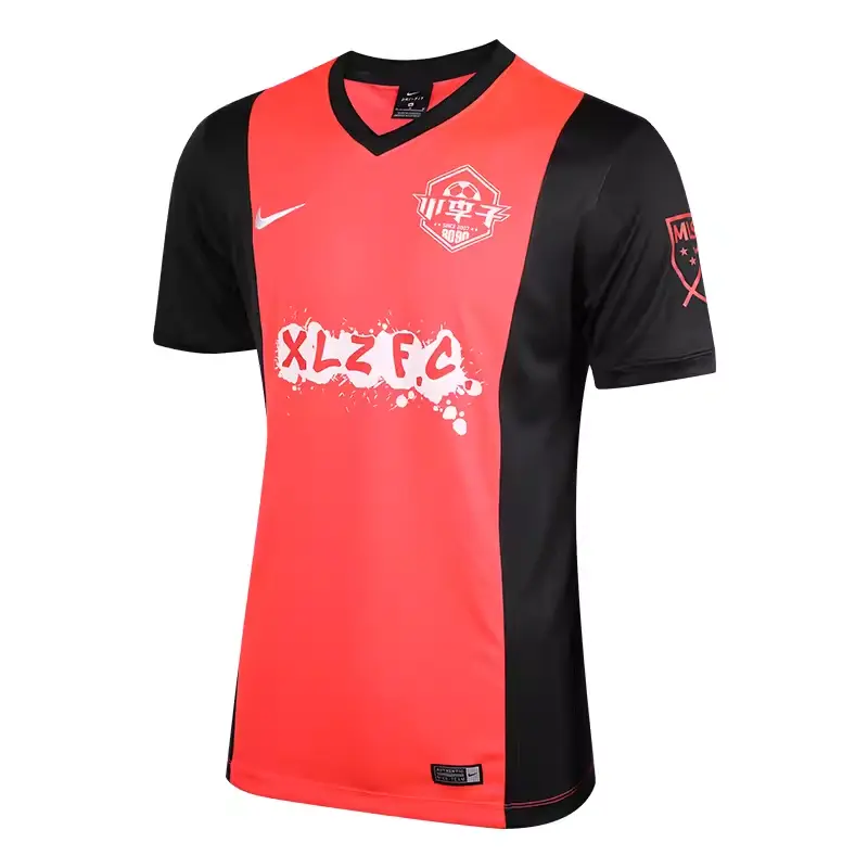 Футбольная майка унисекс красный/черный Nike, красный/черный
Футбольная майка унисекс красный/черный Nike, красный/черный