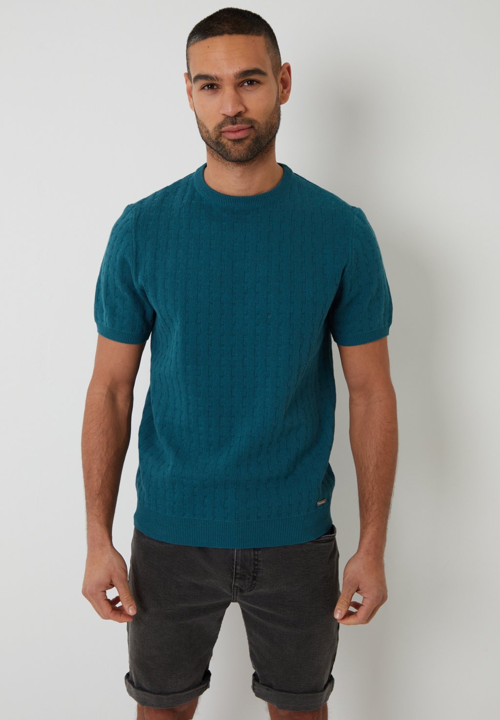 Базовая футболка LYMAN Threadbare, темно-зеленый
Базовая футболка LYMAN Threadbare, темно-зеленый