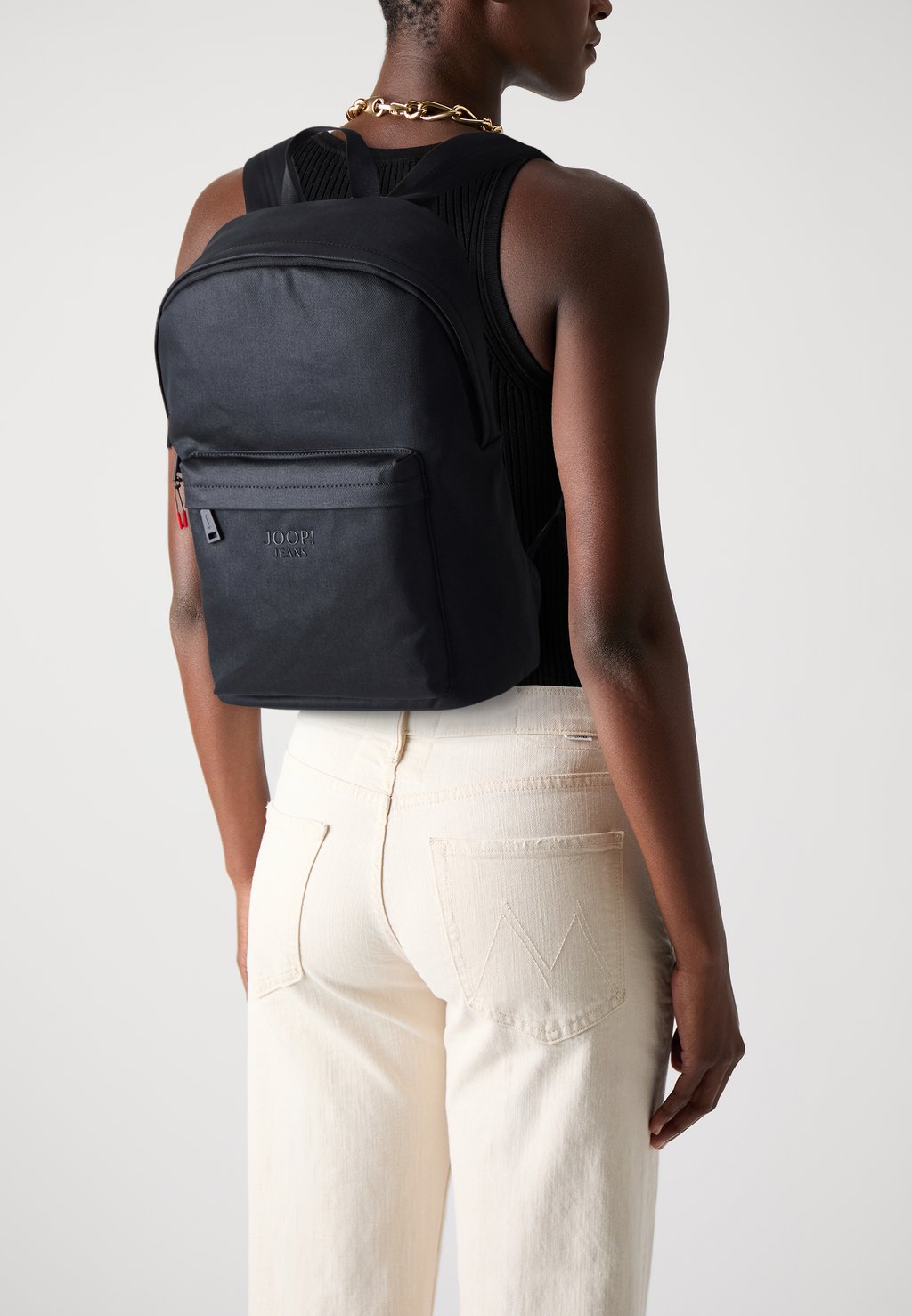 Рюкзак BUCCINO MIKO BACKPACK UNISEX JOOP! Jeans, черный
Рюкзак BUCCINO MIKO BACKPACK UNISEX JOOP! Jeans, черный