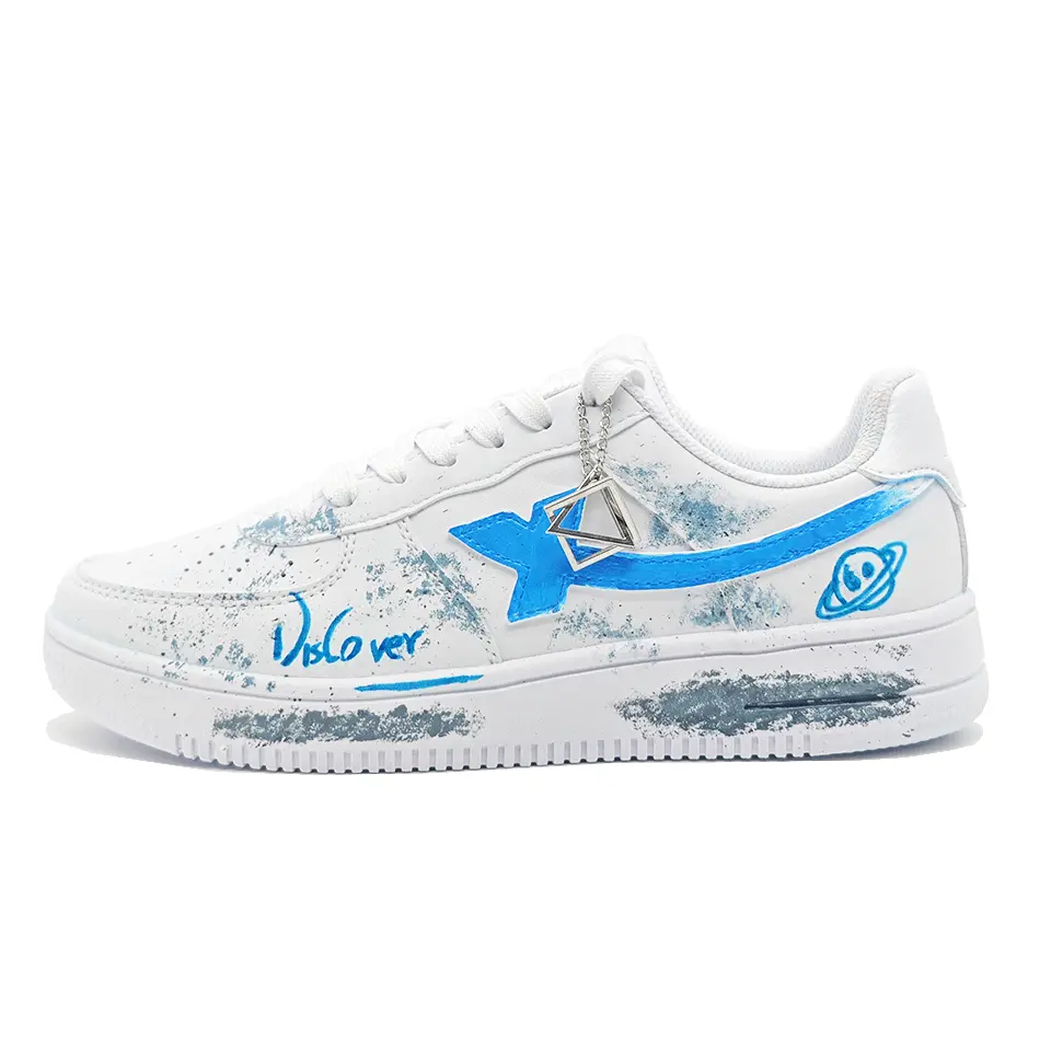 Мужские кроссовки Air Force One с низким верхом, устойчивые к истиранию и скольжению, цвет Planet Blue XTEP, Planet Blue (With Charm)
Мужские кроссовки Air Force One с низким верхом, устойчивые к истиранию и скольжению, цвет Planet Blue XTEP, Planet Blue (With Charm)