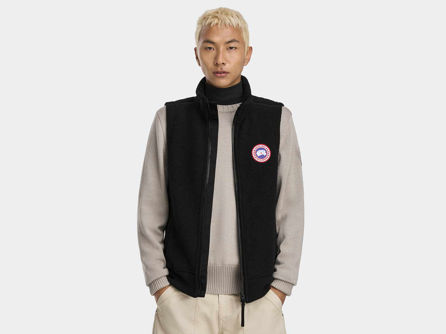 Жилет Canada Goose Mersey Kind Fleece, черный
Жилет Canada Goose Mersey Kind Fleece, черный