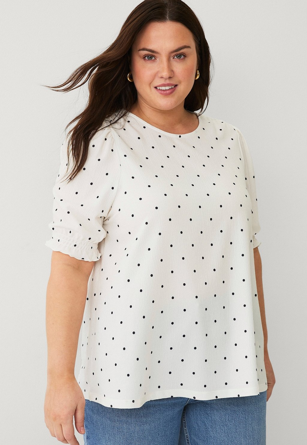 Блуза UND PUFFÄRMEL Ellos Plus collection, белый
Блуза UND PUFFÄRMEL Ellos Plus collection, белый