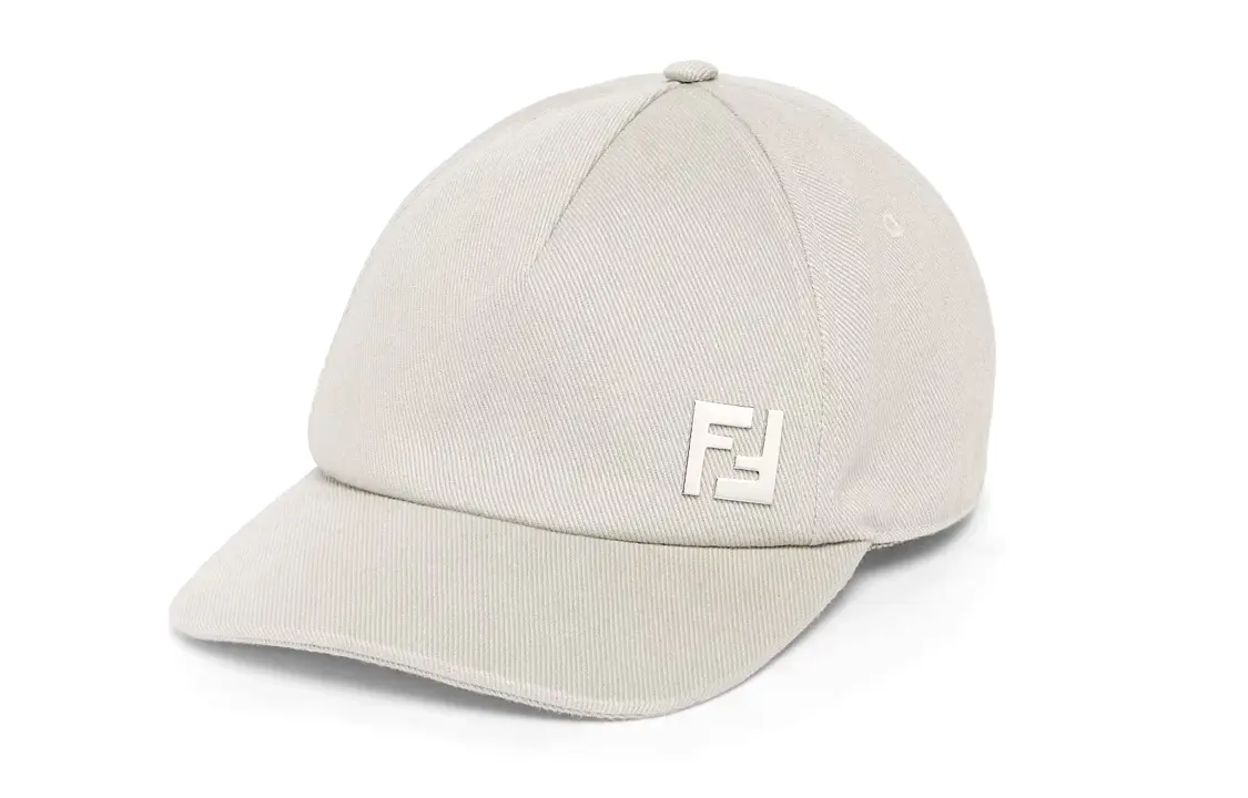 Бейсболка с логотипом на планке FENDI, серый
Бейсболка с логотипом на планке FENDI, серый