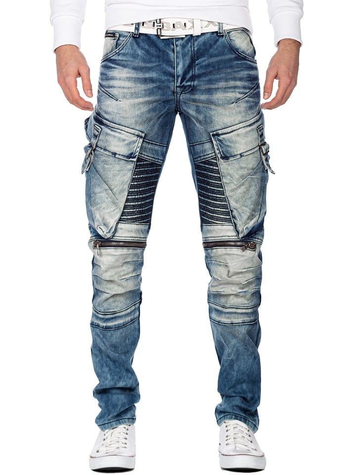 Джинсы синего цвета Cipo & Baxx
Джинсы синего цвета Cipo & Baxx