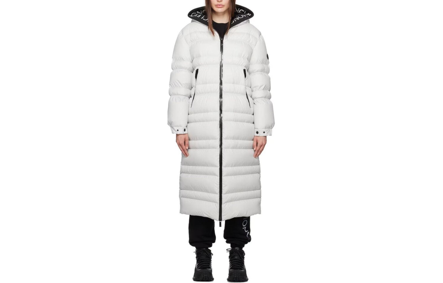 Куртка женская серый Moncler
Куртка женская серый Moncler