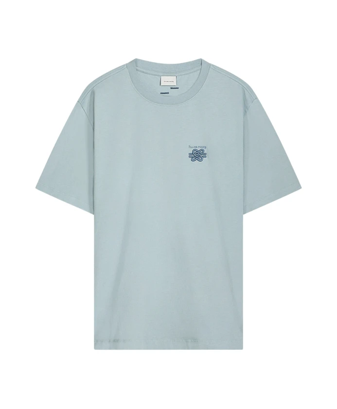 Футболка с вышитым узлом Filling Pieces, синий
Футболка с вышитым узлом Filling Pieces, синий