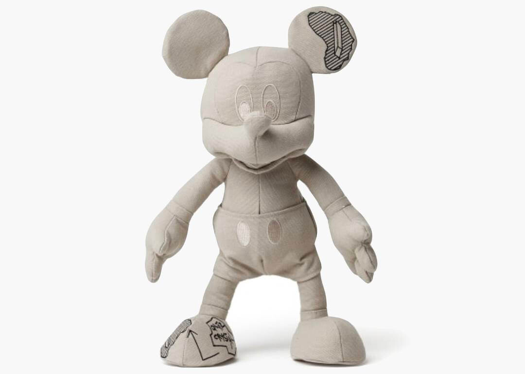 Фигурка Daniel Arsham x Disney APPortfolio Plush Mickey Figure Small
Фигурка Daniel Arsham x Disney APPortfolio Plush Mickey Figure Small