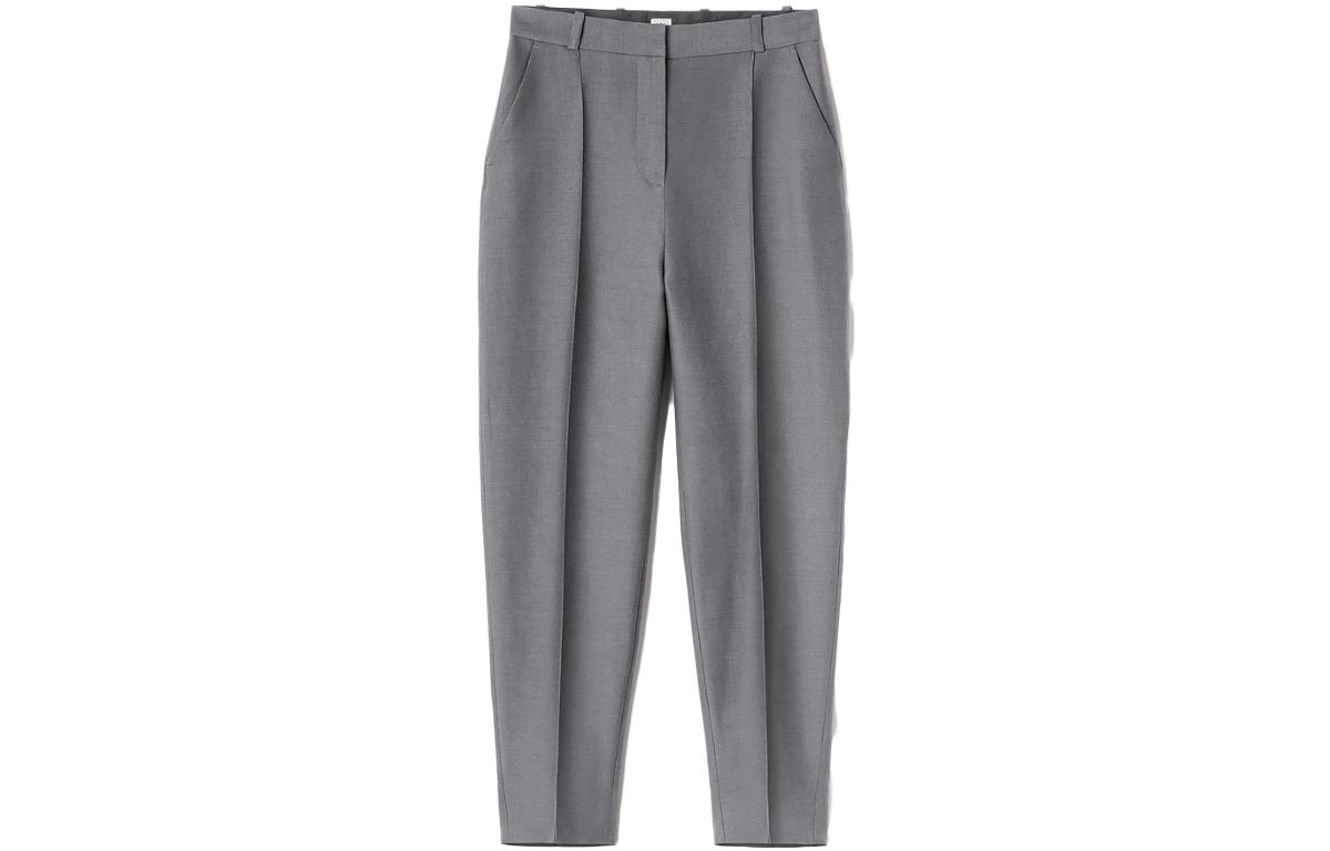 Короткие брюки со складками TOTEME, стальной синий
Короткие брюки со складками TOTEME, стальной синий