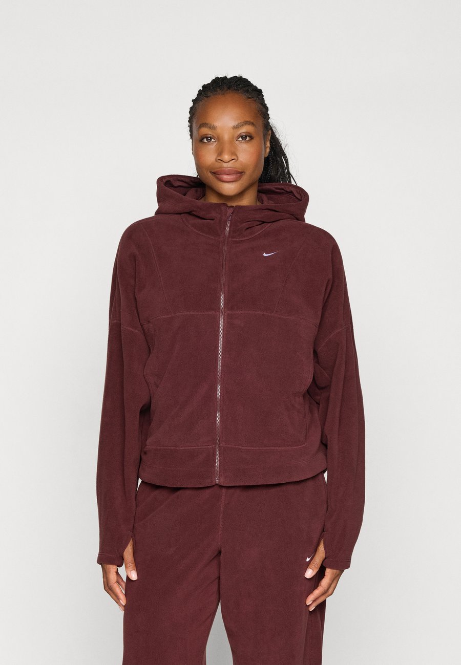 Флисовая куртка Nike Performance ONE, Burgundy Crush/White/Bordeaux
Флисовая куртка Nike Performance ONE, Burgundy Crush/White/Bordeaux