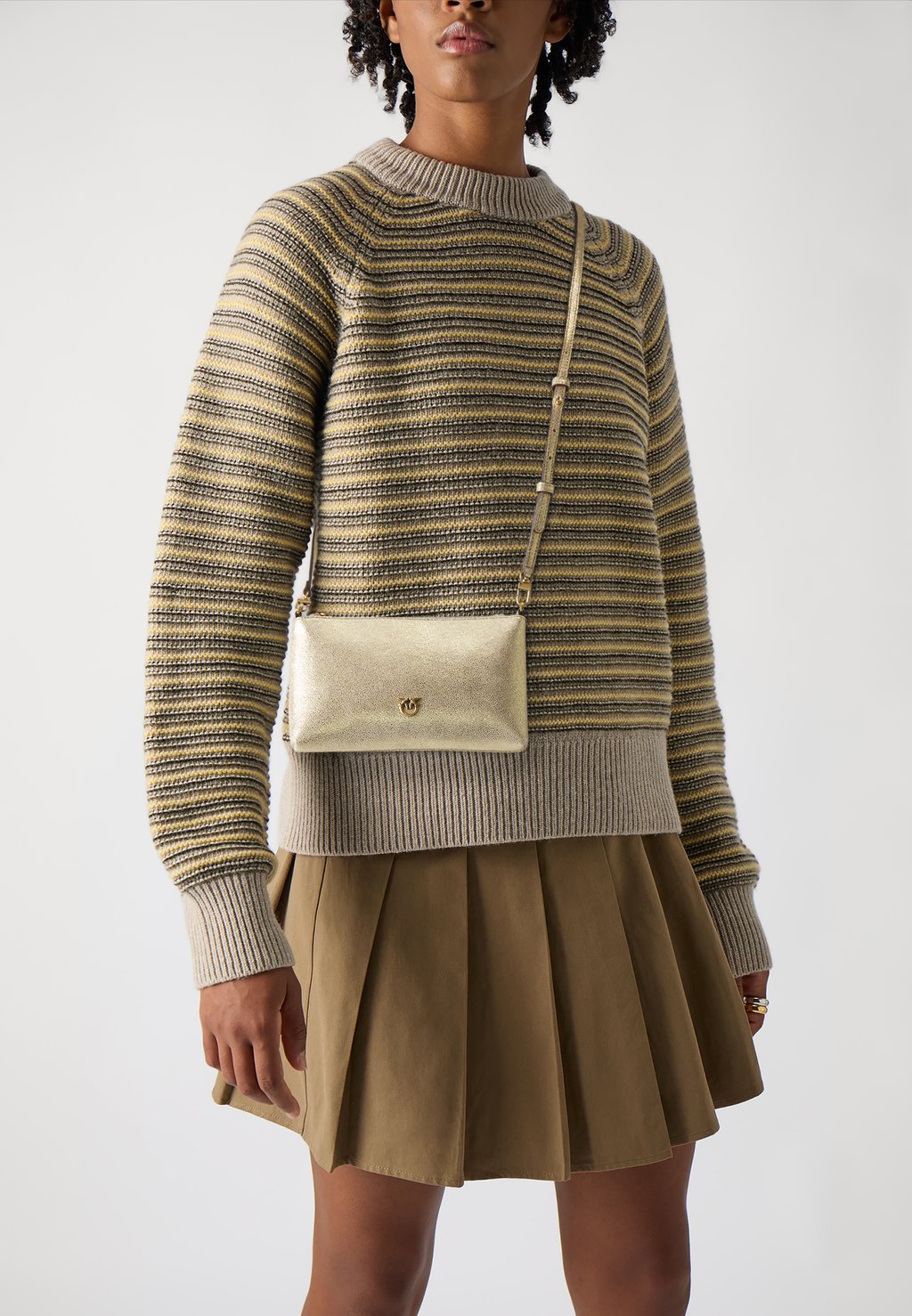 Сумка через плечо FLAT HORIZONTAL MINI SHINY Pinko, песочный
Сумка через плечо FLAT HORIZONTAL MINI SHINY Pinko, песочный