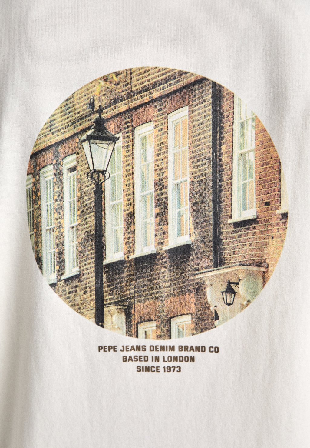 Футболка с принтом SUTTON TEE Pepe Jeans, молочный
Футболка с принтом SUTTON TEE Pepe Jeans, молочный