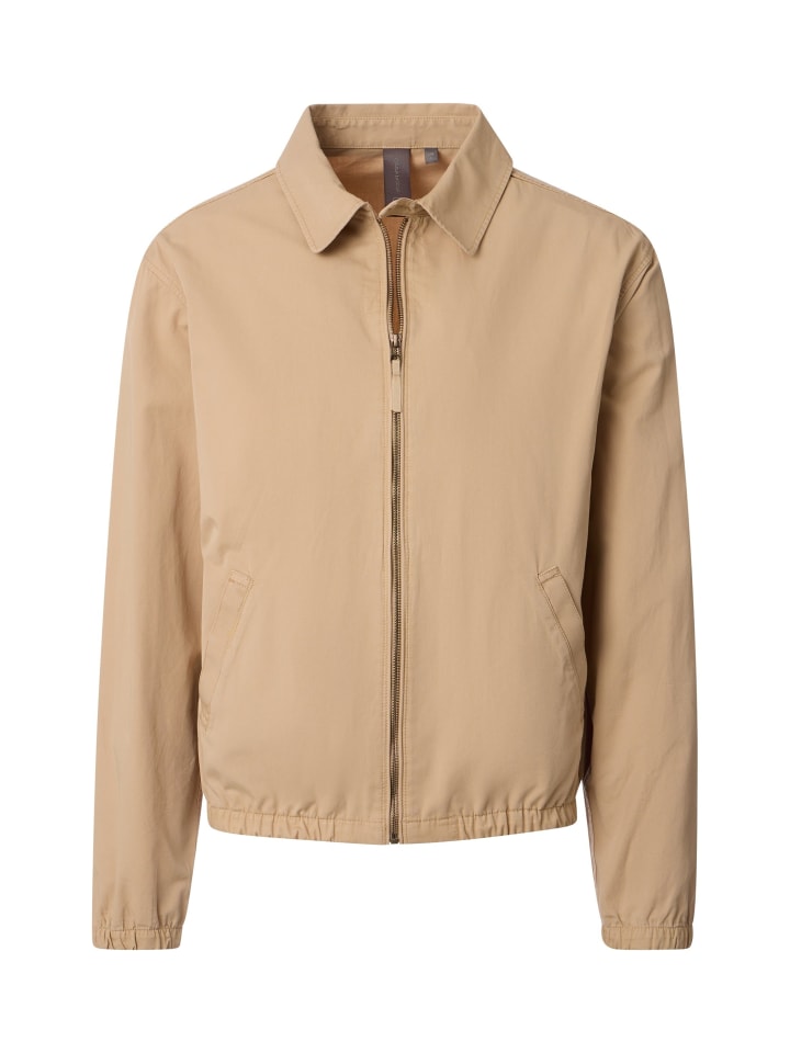 Куртка бежевого цвета CASAMODA
Куртка бежевого цвета CASAMODA