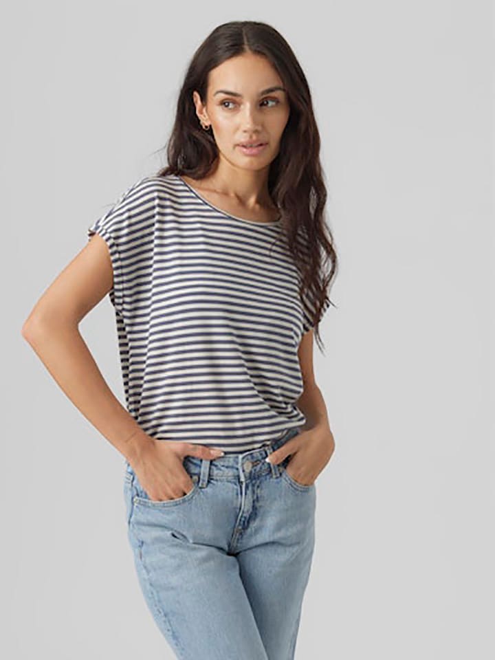 Vero Moda Футболка сине-белого цвета
Vero Moda Футболка сине-белого цвета