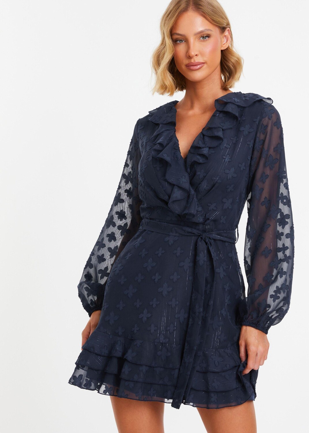 Шифоновое мини-платье добби с плиссированной юбкой Quiz, синий, Серый, Шифоновое мини-платье добби с плиссированной юбкой Quiz, синий
Шифоновое мини-платье добби с плиссированной юбкой Quiz, синий, Серый, Шифоновое мини-платье добби с плиссированной юбкой Quiz, синий