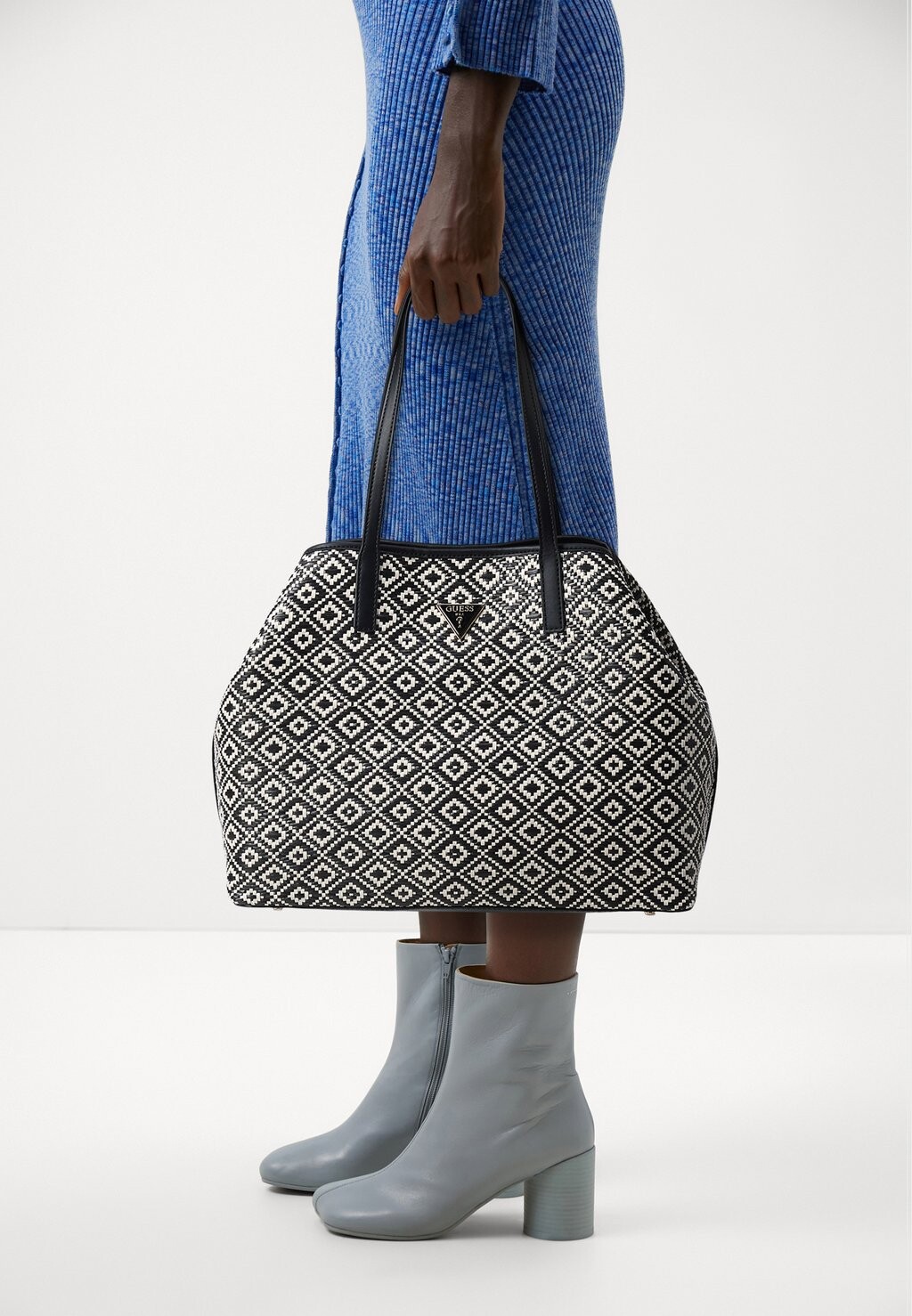 Сумка VIKKY SET Guess, цвет black, Черный, Сумка VIKKY SET Guess, цвет black
Сумка VIKKY SET Guess, цвет black, Черный, Сумка VIKKY SET Guess, цвет black