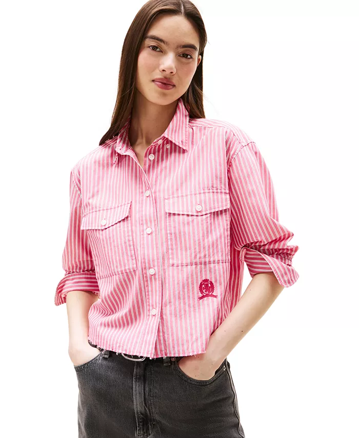 Женская укороченная хлопковая рубашка с гербом на пуговицах спереди Tommy Jeans, красный
Женская укороченная хлопковая рубашка с гербом на пуговицах спереди Tommy Jeans, красный