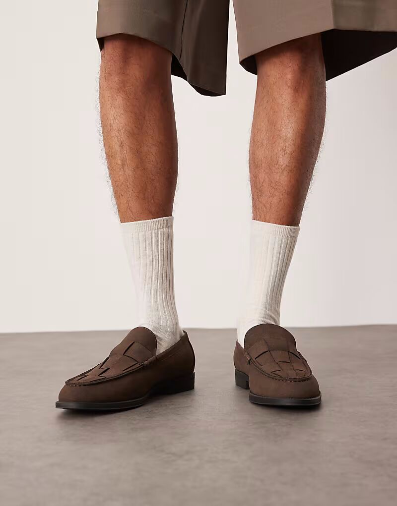 Коричневые лоферы ASOS DESIGN с плетеными деталями
Коричневые лоферы ASOS DESIGN с плетеными деталями