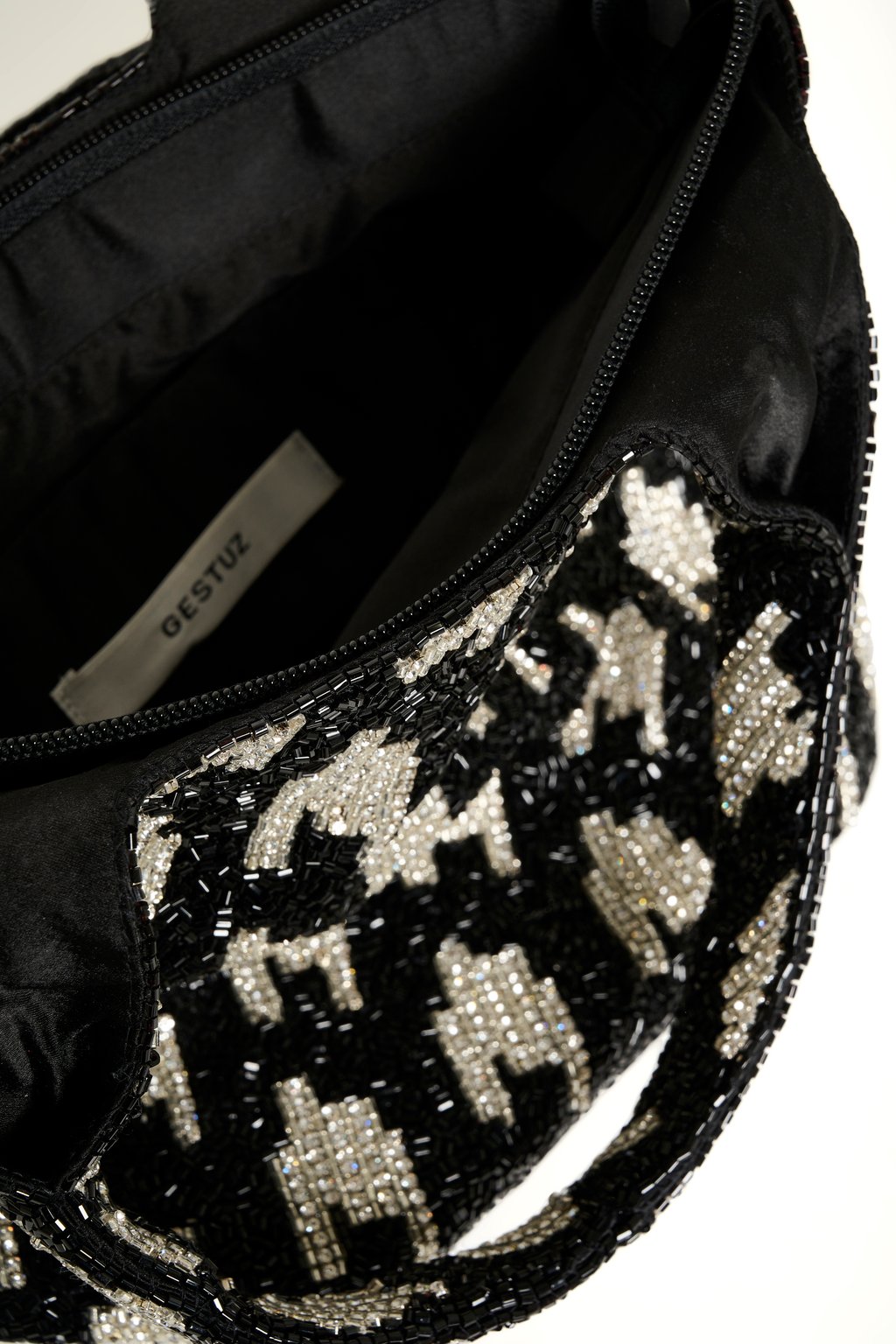 Сумка RHINNA Gestuz, серебристый
Сумка RHINNA Gestuz, серебристый