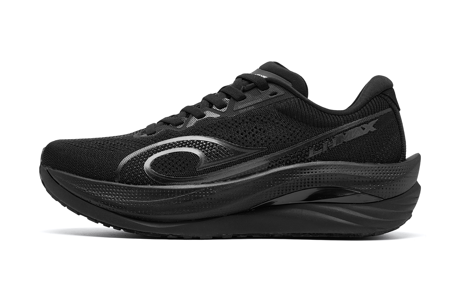 QIAODAN Амортизирующие противоскользящие износостойкие низкие повседневные беговые кроссовки мужские черные - черный, цвет Black 
QIAODAN Амортизирующие противоскользящие износостойкие низкие повседневные беговые кроссовки мужские черные - черный, цвет Black