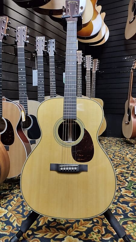 Стандартная серия Martin OM-28
Стандартная серия Martin OM-28