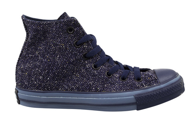 Мужские темно-синие плимсоллы с узором «елочка» Chuck Taylor Converse, синий 
Мужские темно-синие плимсоллы с узором «елочка» Chuck Taylor Converse, синий