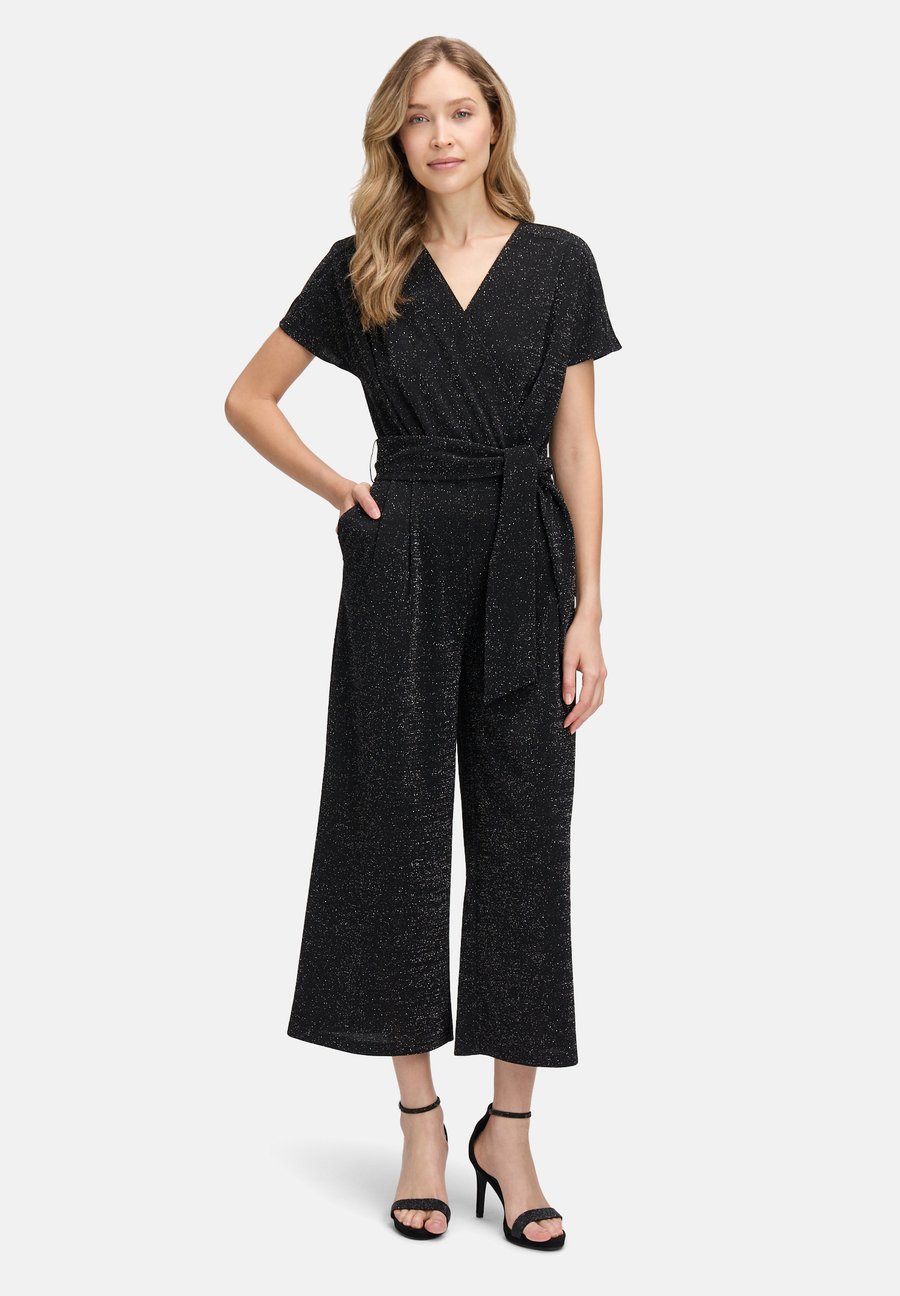 Комбинезон Betty Barclay MIT EINGRIFFTASCHEN, Schwarz/Black
Комбинезон Betty Barclay MIT EINGRIFFTASCHEN, Schwarz/Black