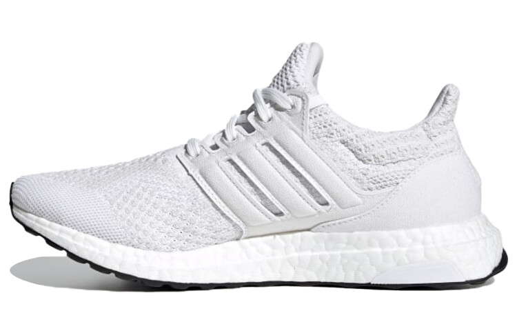 Кроссовки adidas Ultra Boost 5.0 DNA Triple White Women's
Кроссовки adidas Ultra Boost 5.0 DNA Triple White Women's