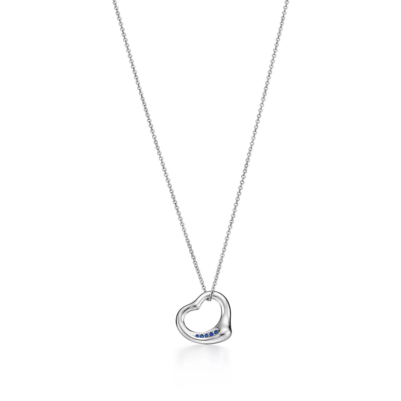 Колье Tiffany & Co. x Elsa Peretti Open Heart, платина/сапфиры
Колье Tiffany & Co. x Elsa Peretti Open Heart, платина/сапфиры
