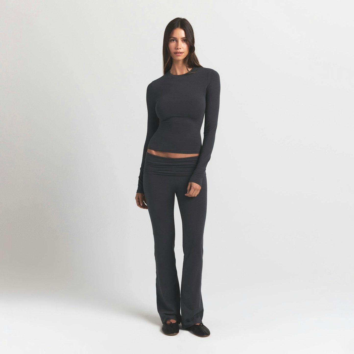 Лонгслив Skims Cotton Jersey, пепельный, Серый, Лонгслив Skims Cotton Jersey, пепельный
Лонгслив Skims Cotton Jersey, пепельный, Серый, Лонгслив Skims Cotton Jersey, пепельный