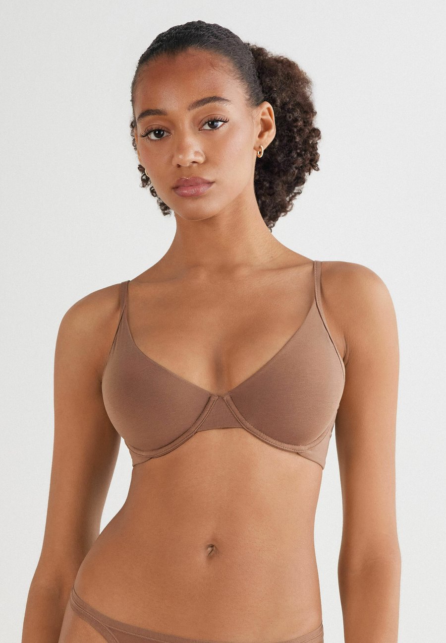 Бюстгальтер Intimissimi AMALIA THE SENSUAL , Natural/Brown
Бюстгальтер Intimissimi AMALIA THE SENSUAL , Natural/Brown