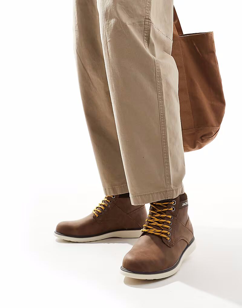 Комбинированные ботинки Denver светло-коричневого цвета Jack & Jones
Комбинированные ботинки Denver светло-коричневого цвета Jack & Jones