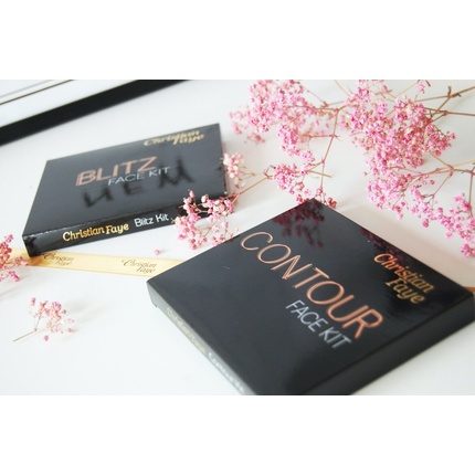Палитра для контуринга лица и Blitz Kits Christian Faye 
Палитра для контуринга лица и Blitz Kits Christian Faye