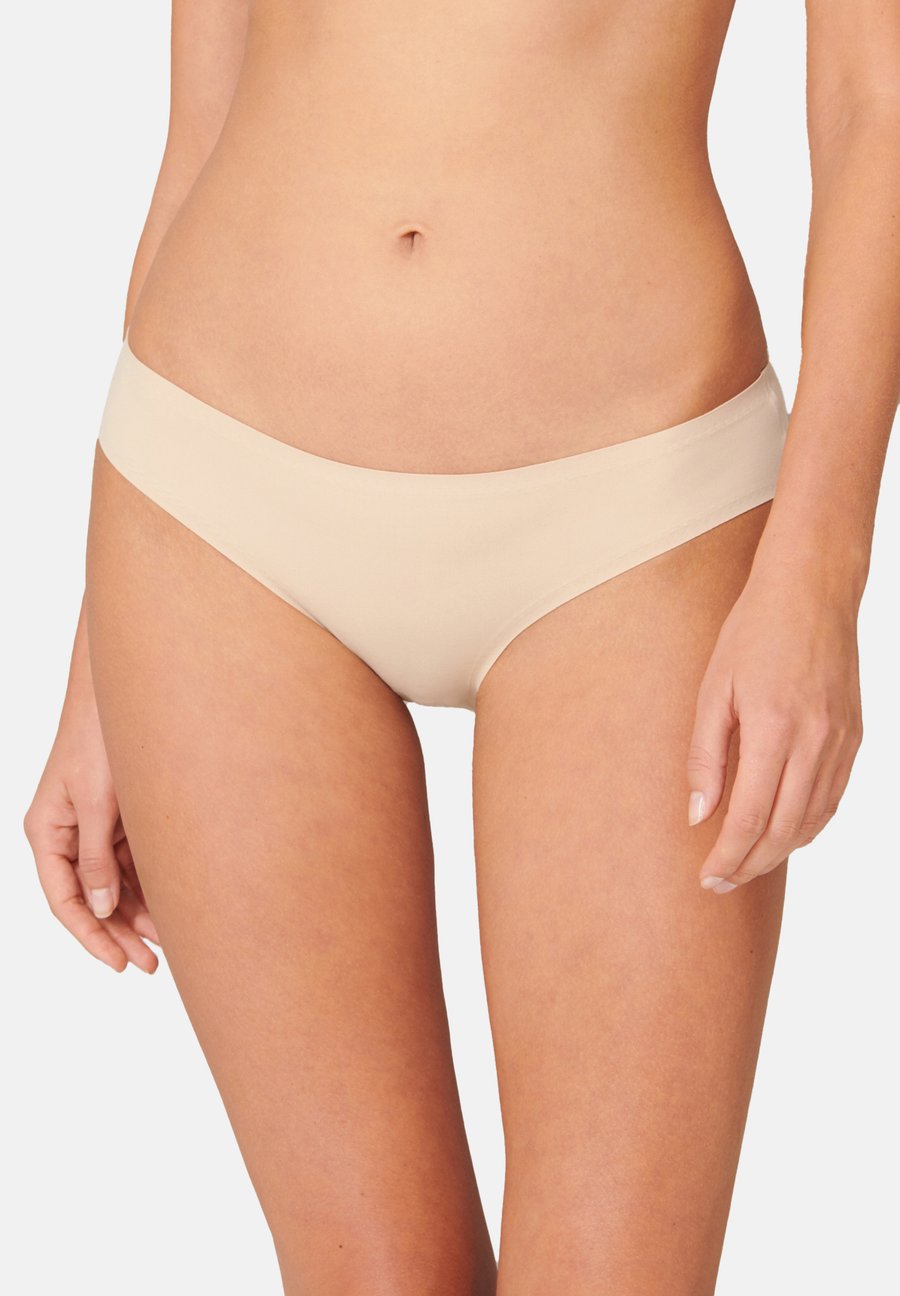 Брифы Schiesser 3-PACK INVISIBLE SOFT, Sand
Брифы Schiesser 3-PACK INVISIBLE SOFT, Sand