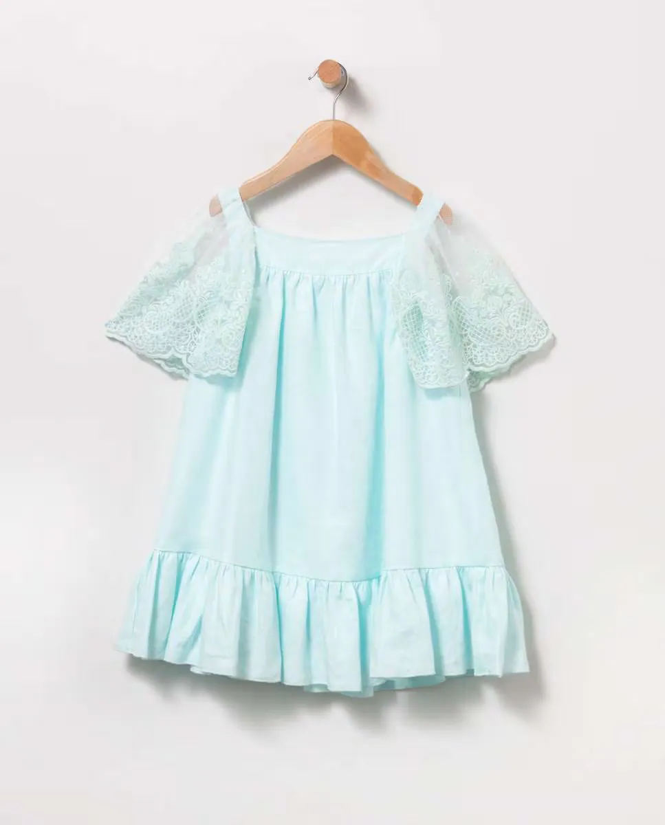 Платье для девочки с кружевными рукавами в карибском зеленом цвете Coco Acqua, бирюзовый
Платье для девочки с кружевными рукавами в карибском зеленом цвете Coco Acqua, бирюзовый