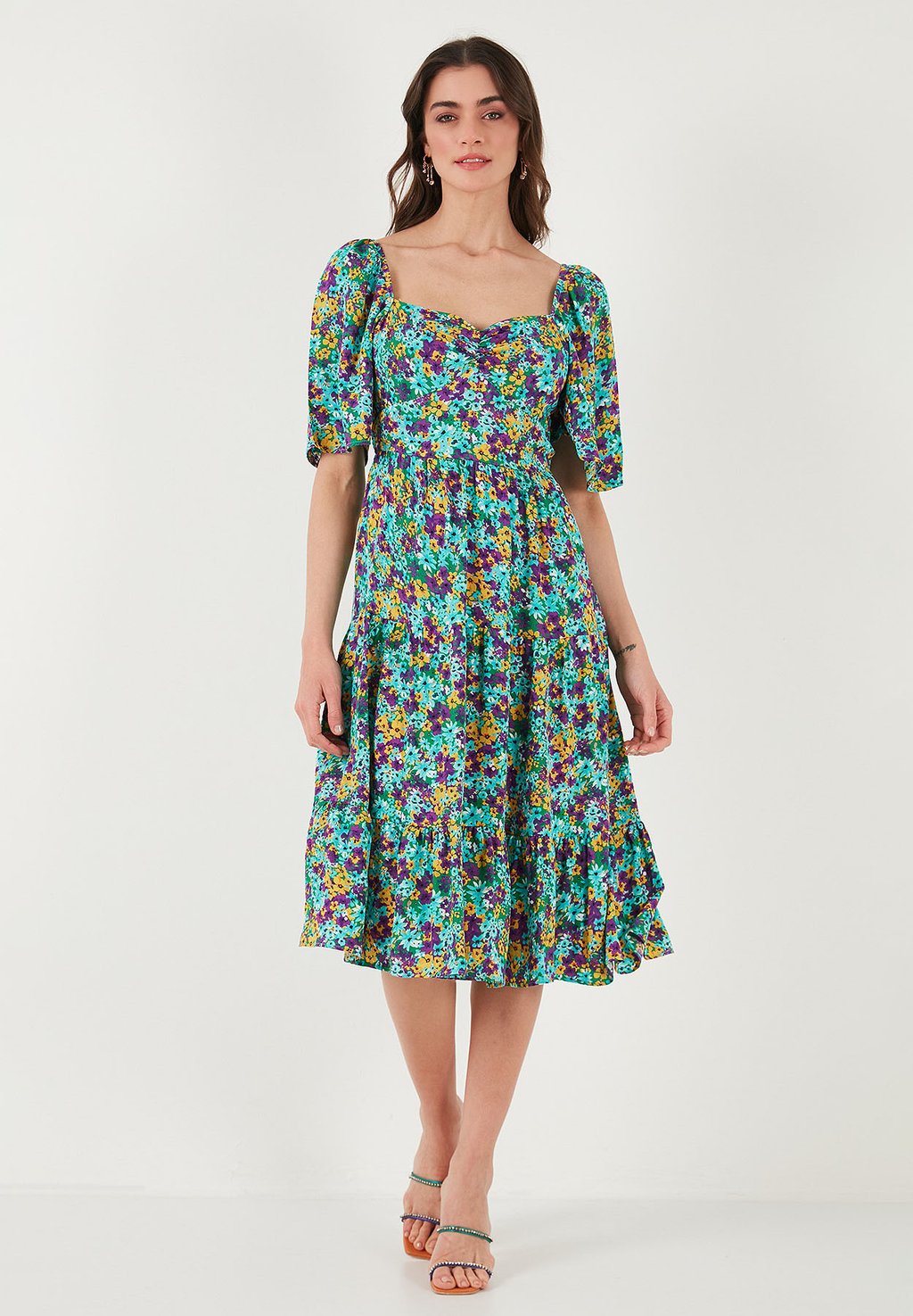 Повседневное платье LELA, зеленый
Повседневное платье LELA, зеленый