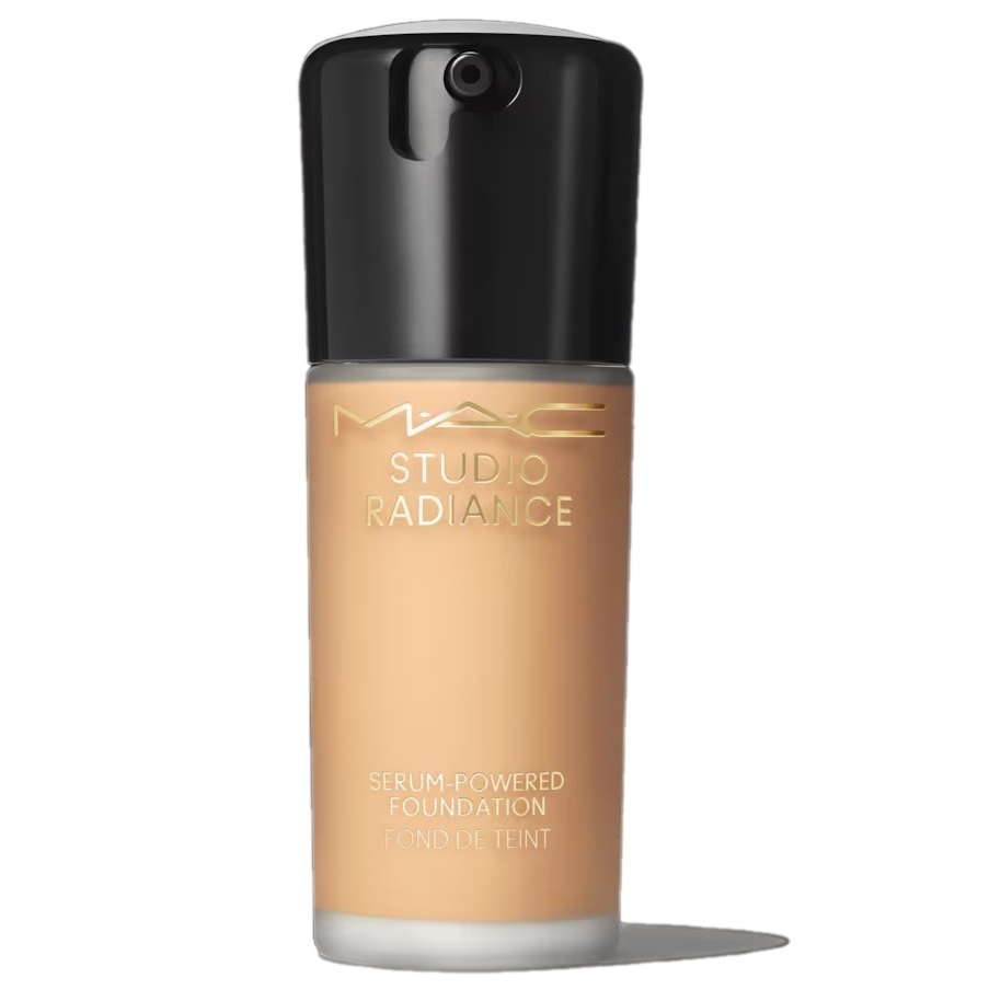 Тональная основа MAC Studio Radiance Serum-Powered, оттенок NC37
Тональная основа MAC Studio Radiance Serum-Powered, оттенок NC37