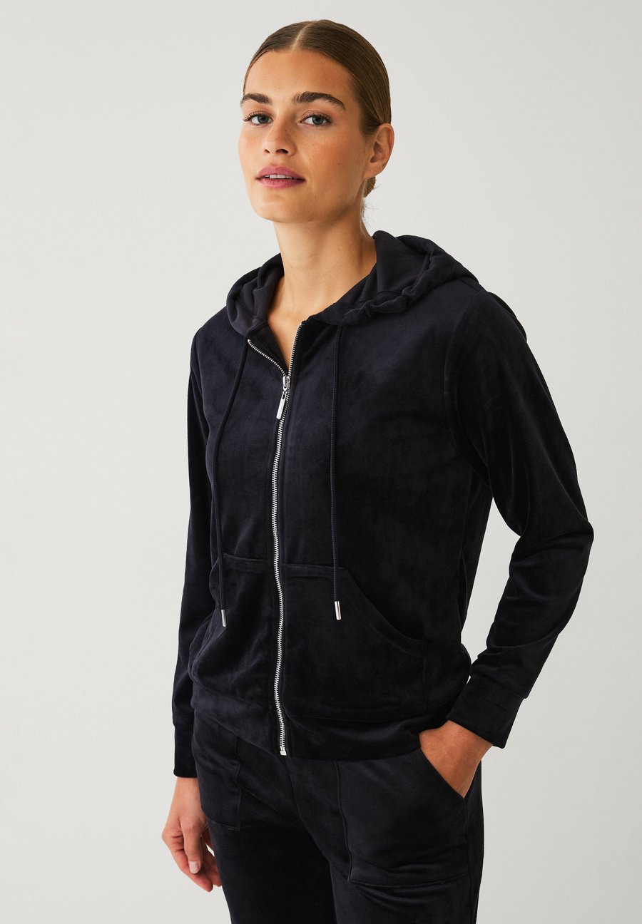 Толстовка Ellos Collection Zip-up sweatshirt, Schwarz/Black
Толстовка Ellos Collection Zip-up sweatshirt, Schwarz/Black