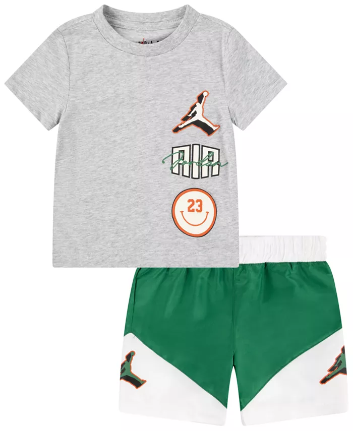 Комплект для мальчиков: шорты и футболка Stacked Play Jordan, мультиколор
Комплект для мальчиков: шорты и футболка Stacked Play Jordan, мультиколор