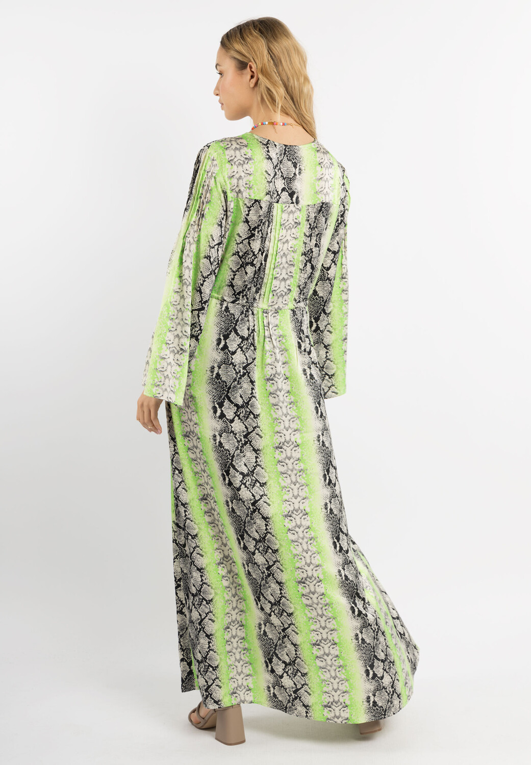 Платье IZIA Beach Kaftan, цвет Grün Mehrfarbig
Платье IZIA Beach Kaftan, цвет Grün Mehrfarbig