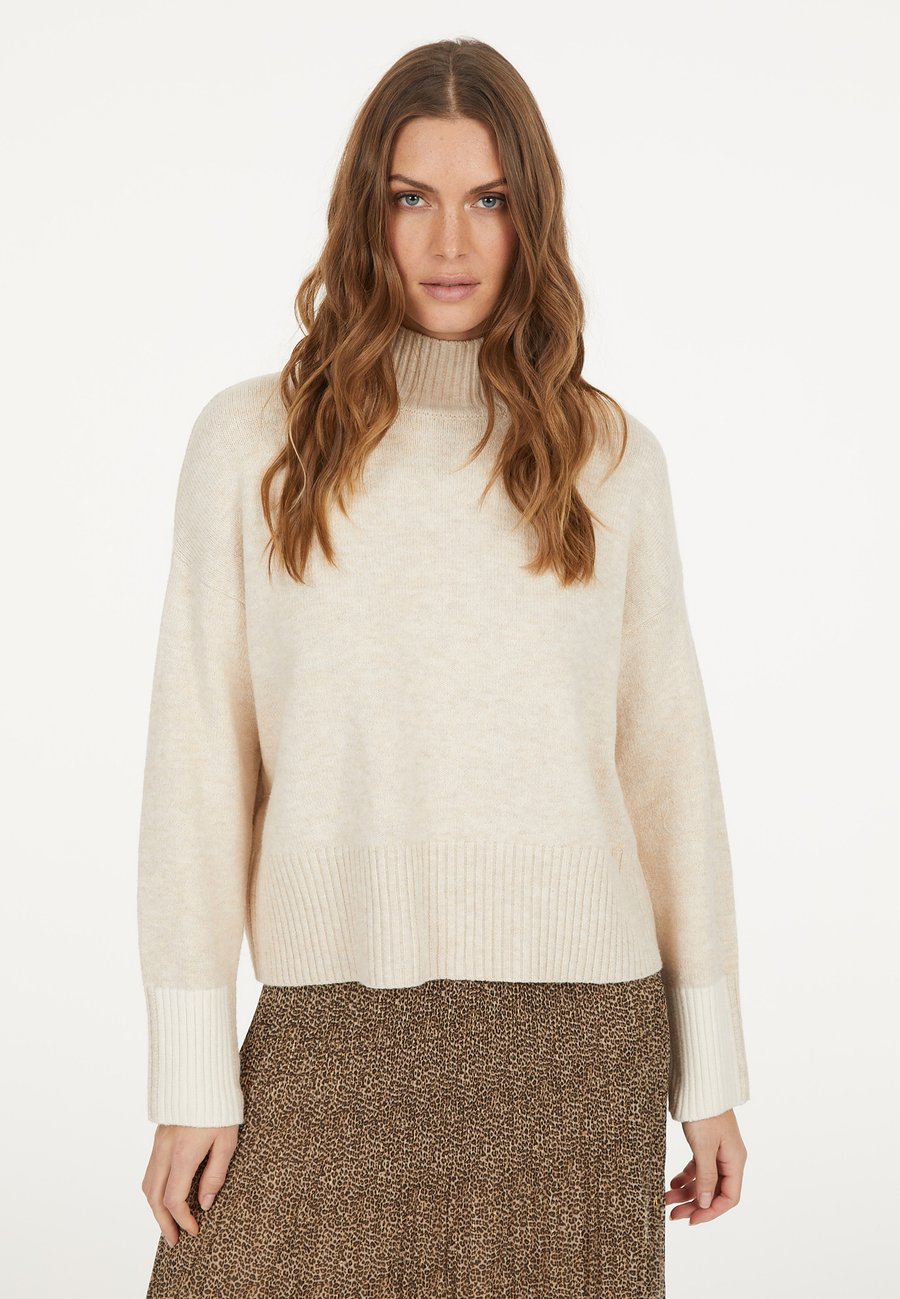 Джемпер Marc Aurel Jumper, Light Sand Creme Melange/Beige
Джемпер Marc Aurel Jumper, Light Sand Creme Melange/Beige