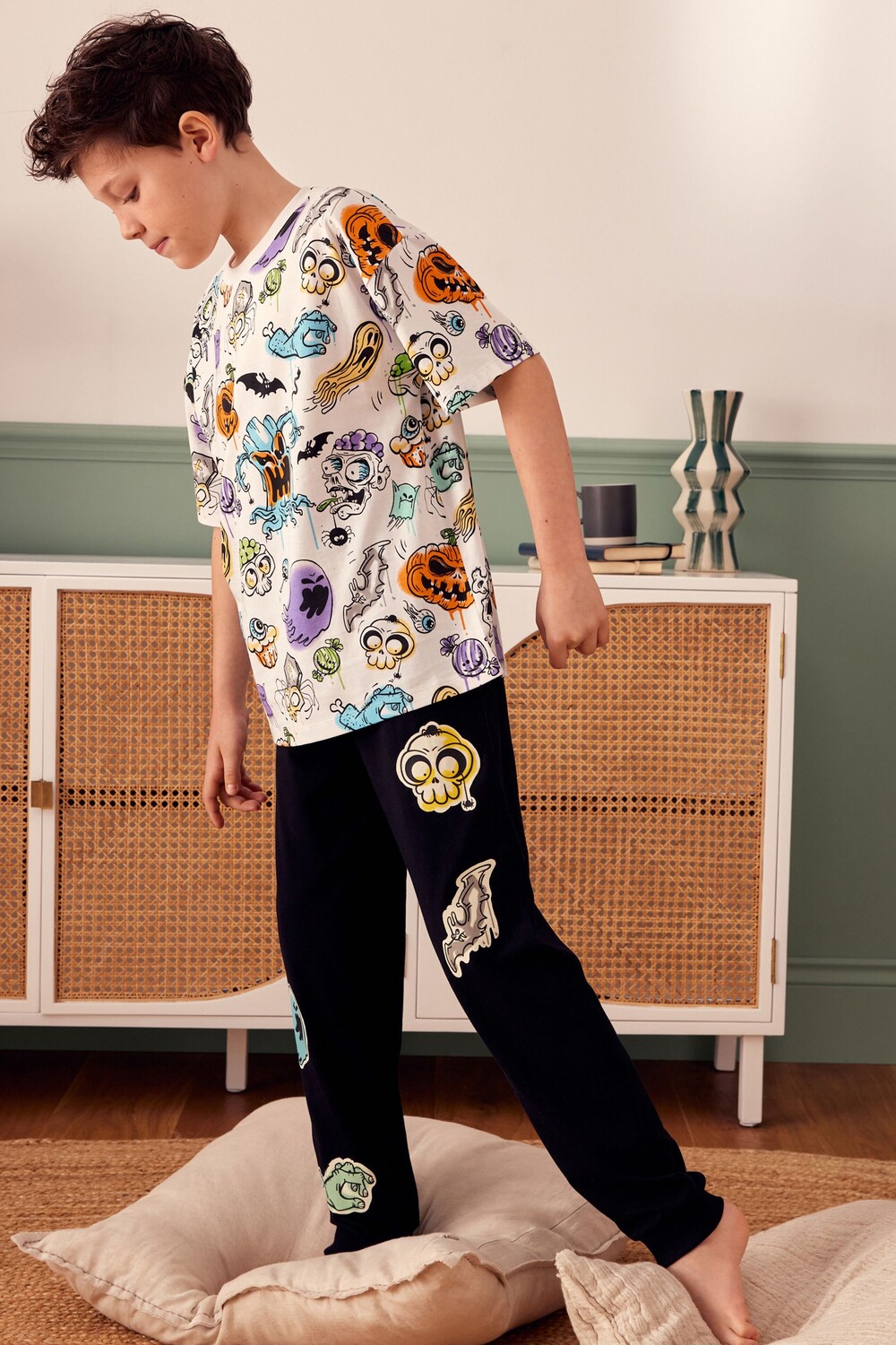 Пижама с коротким рукавом (3 16 лет) Next, белый
Пижама с коротким рукавом (3 16 лет) Next, белый