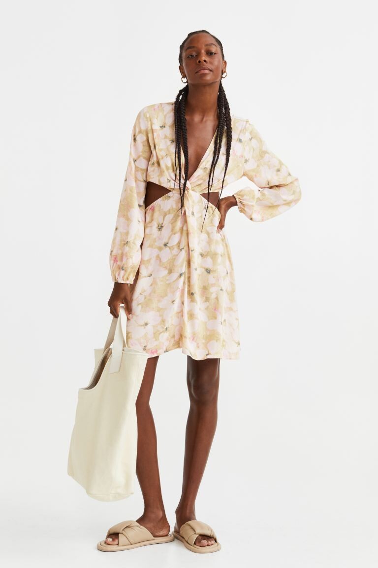 Платье с декоративным узлом и вырезом H&M, бежевый/цветы
Платье с декоративным узлом и вырезом H&M, бежевый/цветы