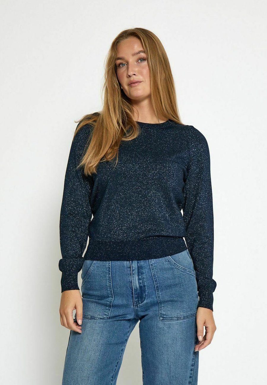 Джемпер PEPPERCORN Jumper, Black Iris/Black
Джемпер PEPPERCORN Jumper, Black Iris/Black