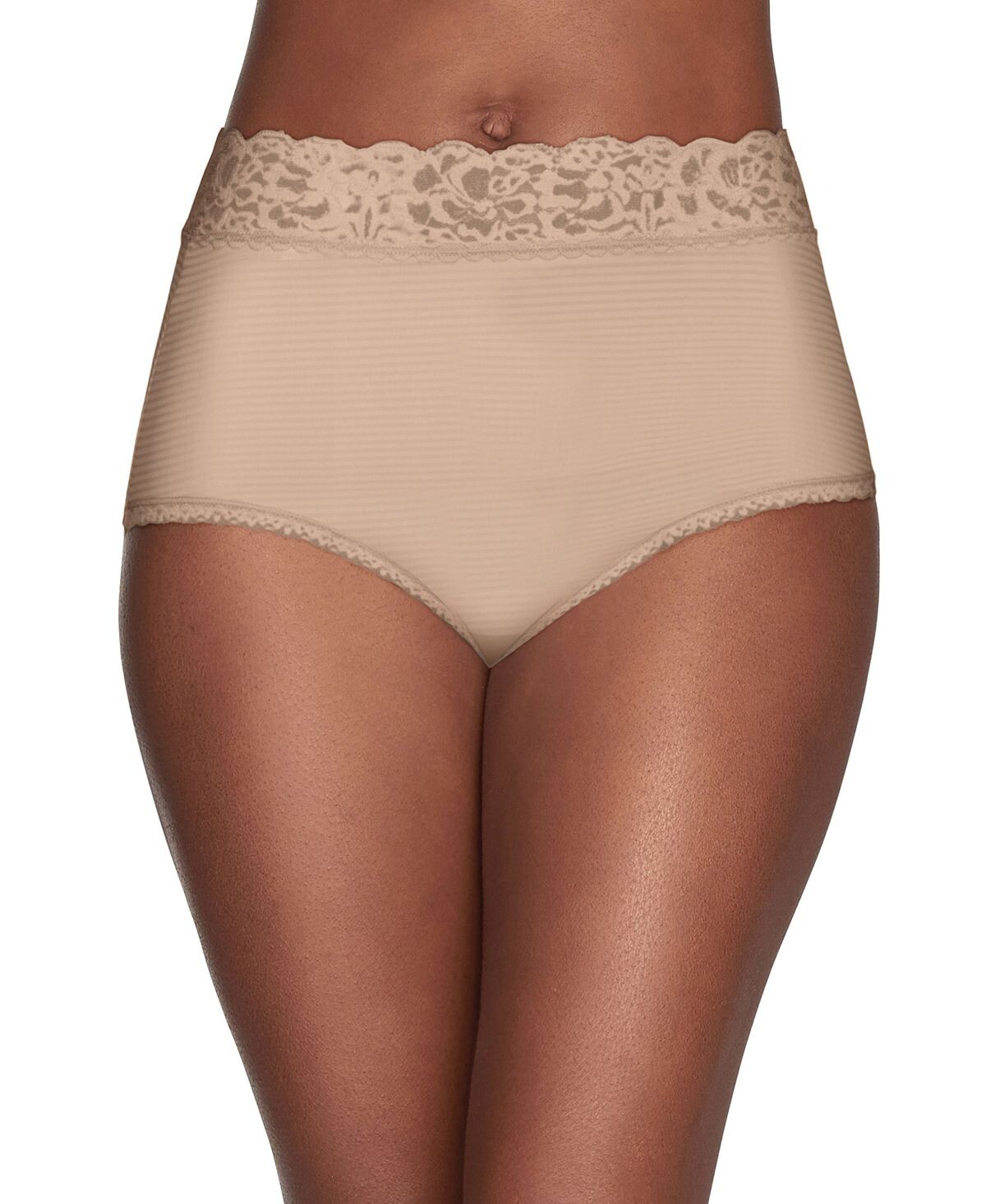 Нижнее белье Flattering Lace Stretch 13281, также доступно в расширенных размерах. Vanity Fair
Нижнее белье Flattering Lace Stretch 13281, также доступно в расширенных размерах. Vanity Fair