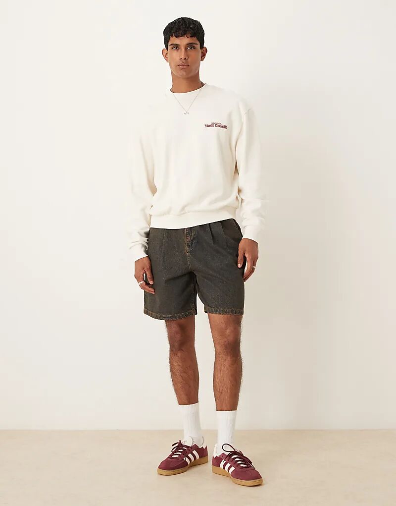 Джинсовые шорты средней длины с двойными складками коричневого цвета от ASOS DESIGN 
Джинсовые шорты средней длины с двойными складками коричневого цвета от ASOS DESIGN