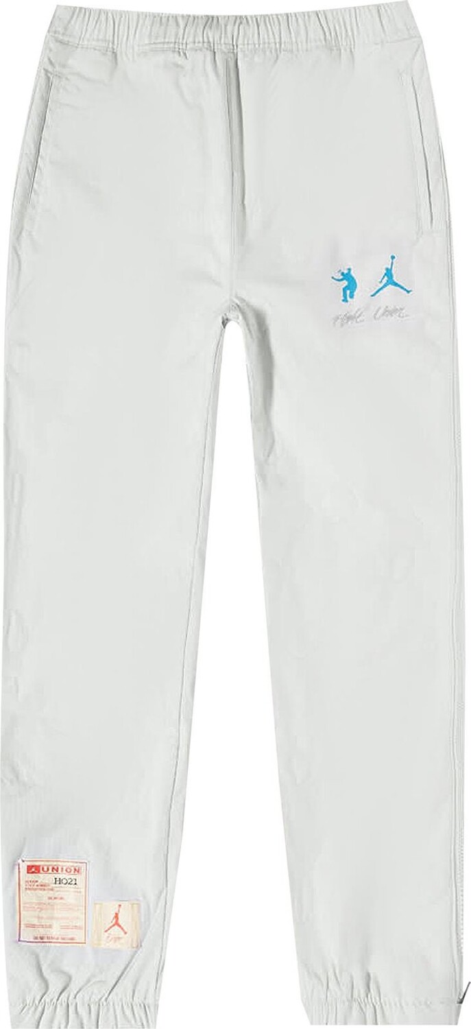 Брюки Air Jordan x Union M J Pant 'Photon Dust', серый
Брюки Air Jordan x Union M J Pant 'Photon Dust', серый